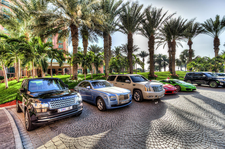 High-end Vehicle Rental in Dubai: A Total Overview for First-Time Renters